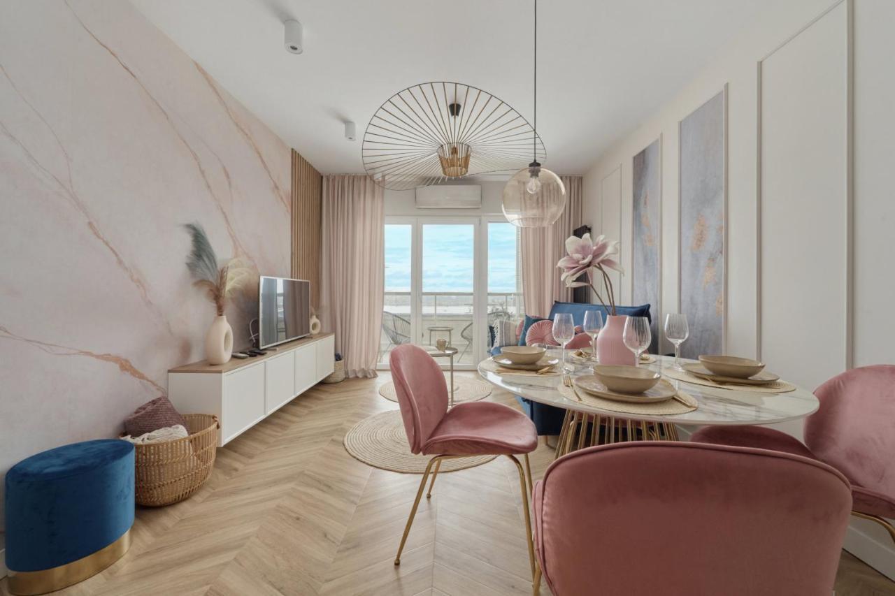 Elegant Apartment With Balcony Krakowska Wroclaw By Renters Prestige Экстерьер фото